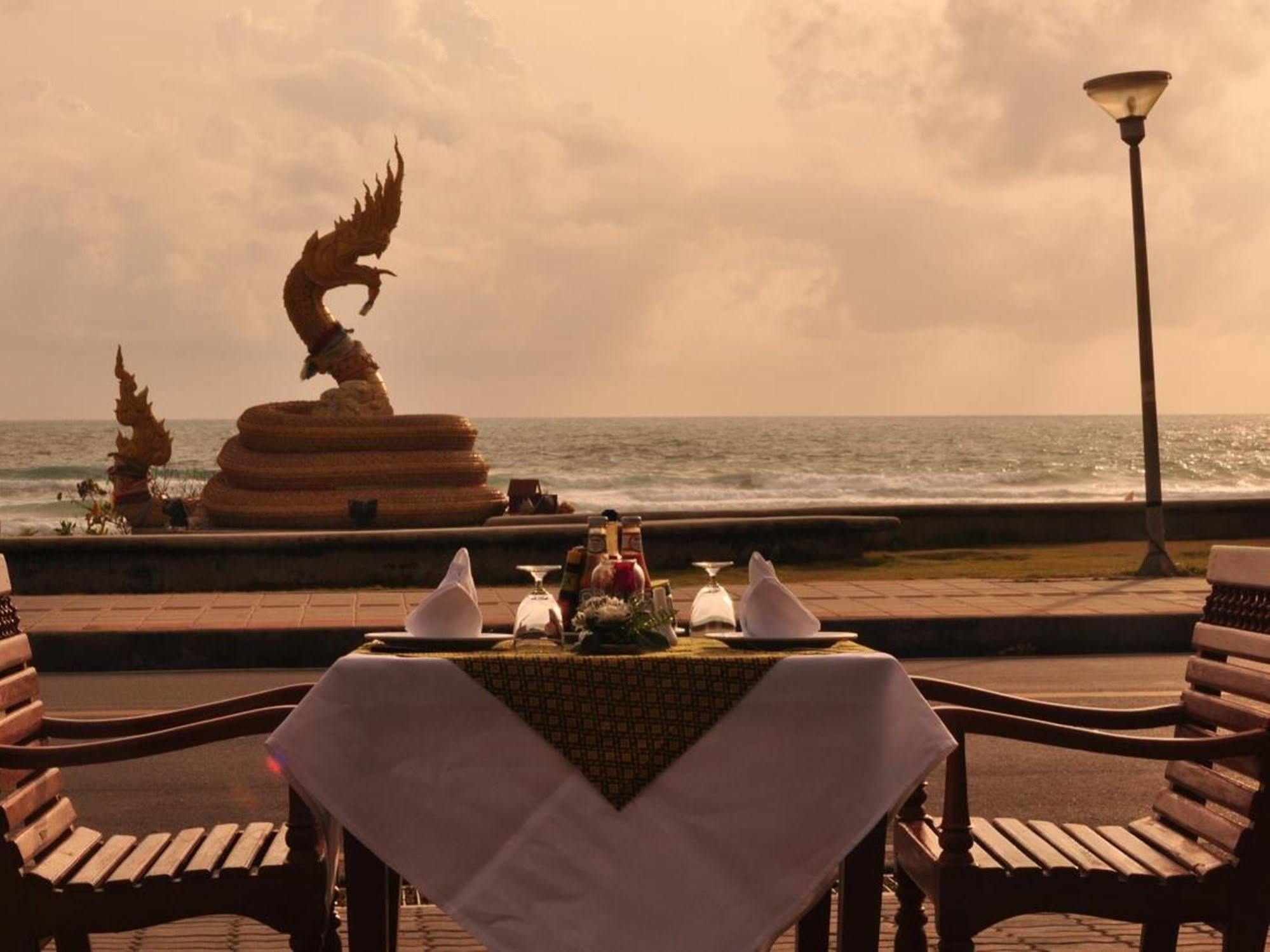 Baan Karonburi Resort Buitenkant foto